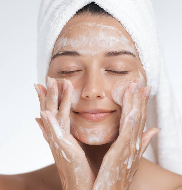 Self Care Starts With Your Skin: A Dermatologist’s Guide to a Feel-Good Routine Thumbnail